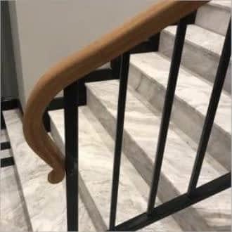 Apartman Küpeştesi